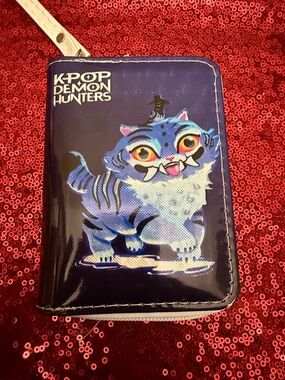 KPOP DEMON HUNTERS WALLET